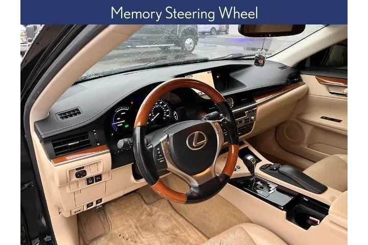 $16001 : Lexus ES 300h 2015 4dr Sedan image 10