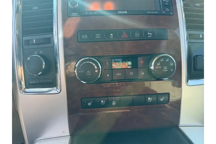 $34000 : Ram 3500 2012 4x4 Laramie 4d image 7