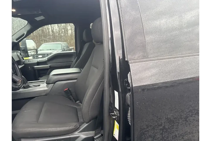 $30000 : Ford F-150 2019 4x4 XLT 4dr image 10