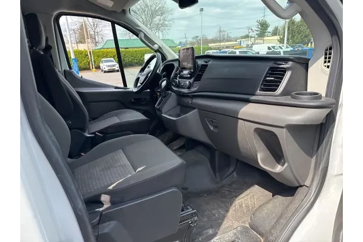 $25500 : Ford Transit 2020 AWD 250 3d image 9