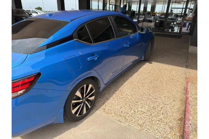 $19595 : Nissan Sentra 2023 SV 4dr Se image 5