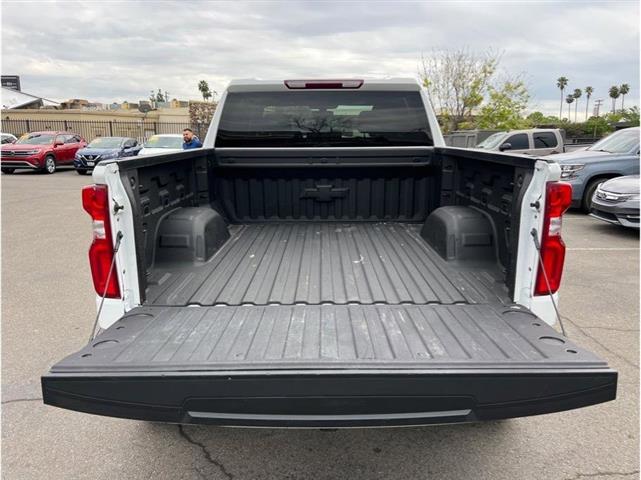 2022 Silverado 1500 LTD RST image 8