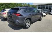 $30999 : Toyota RAV4 2022 XLE 4dr SUV thumbnail