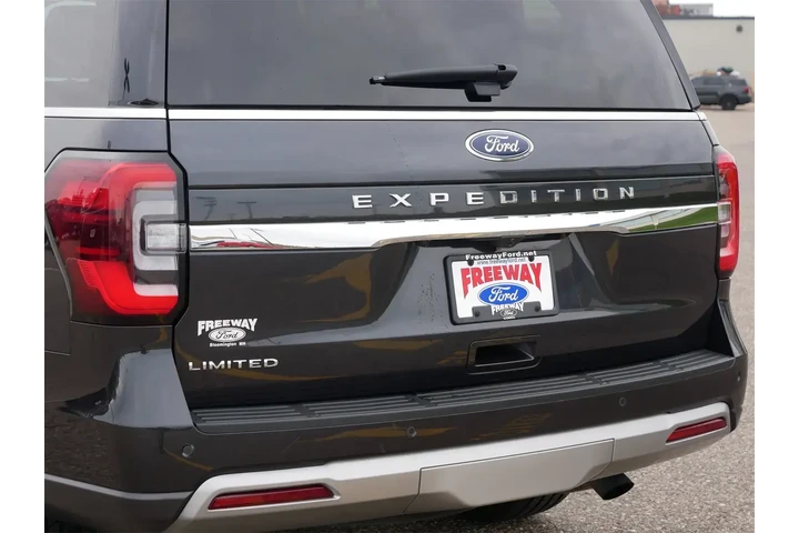 $39959 : Ford Expedition 2024 4x4 Lim image 10