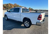 $28000 : Ram 1500 2021 4x2 Laramie 4d thumbnail