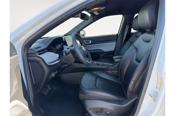 $23500 : Jeep Compass 2024 4x4 Latitu image 2