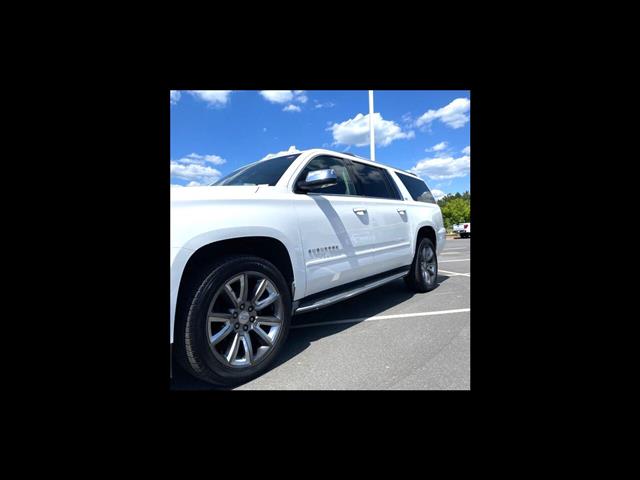 2015 Suburban LTZ 2WD image 1