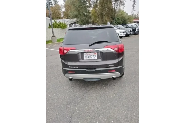 $13988 : GMC Acadia 2017 4x4 SLE-2 4d image 2