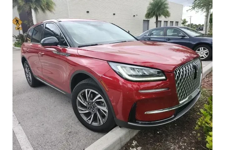 Lincoln Corsair 2023 Standar image 3