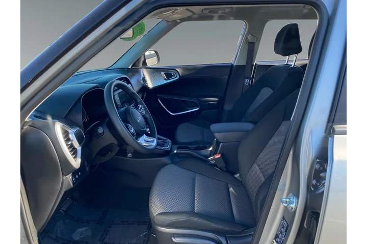 $24097 : Kia Soul 2025 image 9