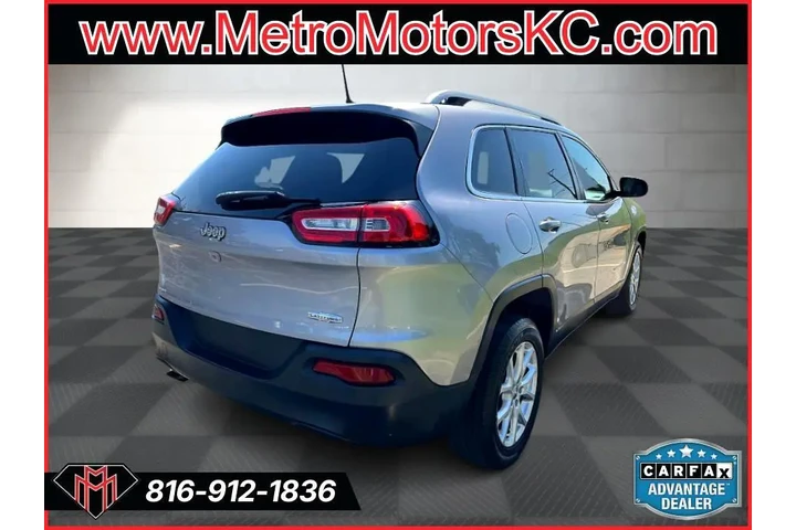 $12989 : 2018 Cherokee Latitude FWD image 5