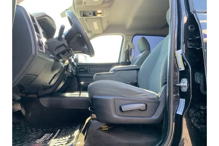 $22998 : Ram 2500 2017 4x4 Tradesman image 7