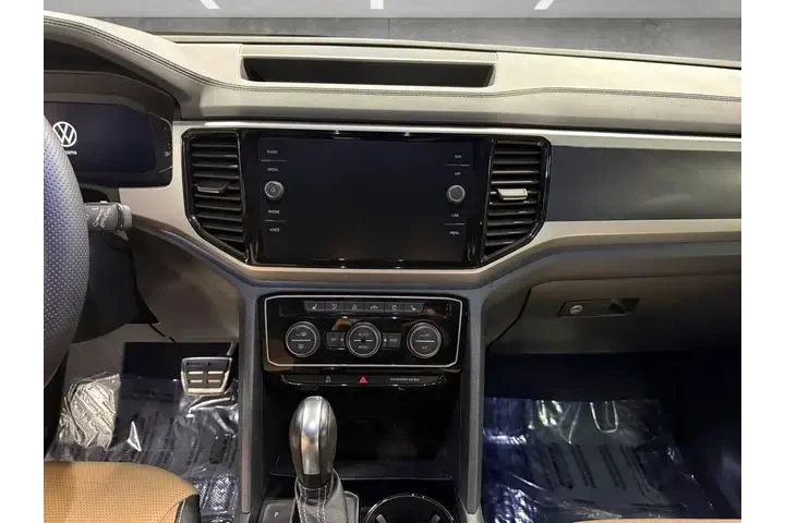 $30981 : Volkswagen Atlas Cross Sport image 3