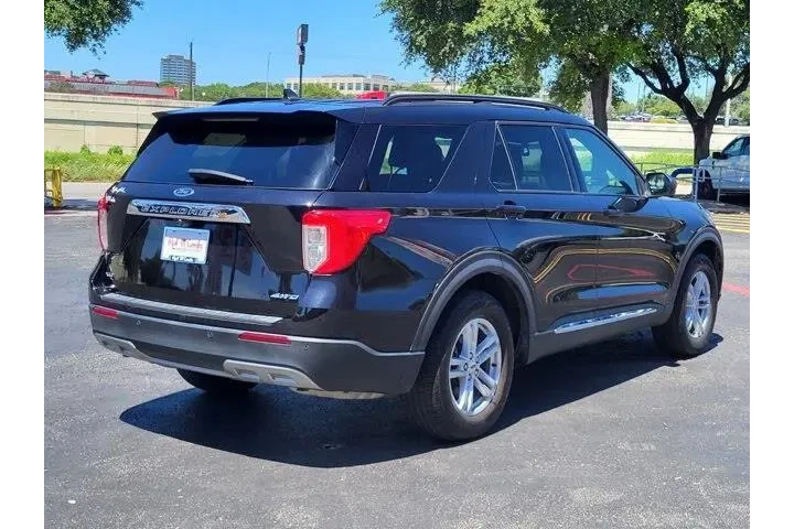 $29500 : Ford Explorer 2022 AWD XLT 4 image 3