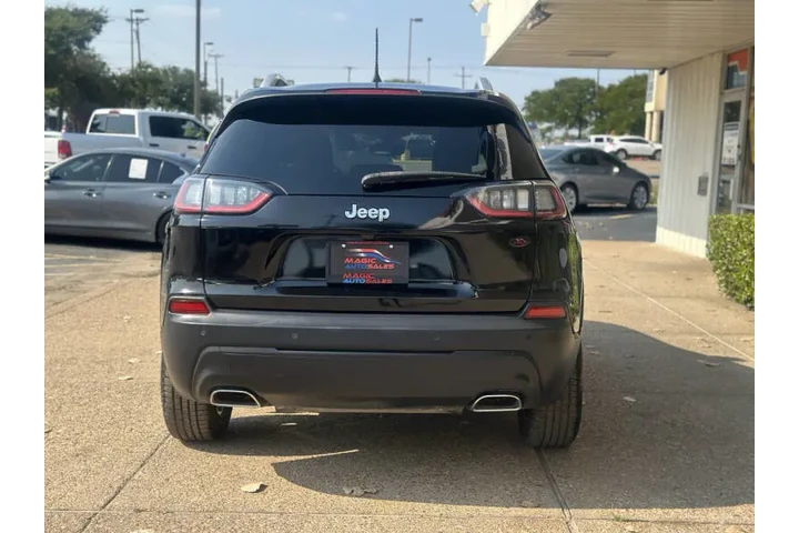 $17499 : 2021 Cherokee Latitude Lux image 8