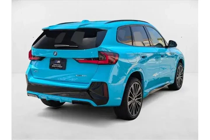 $33997 : BMW X1 2024 AWD xDrive28i 4d image 2