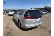 $23500 : Chrysler Pacifica 2023 Touri thumbnail