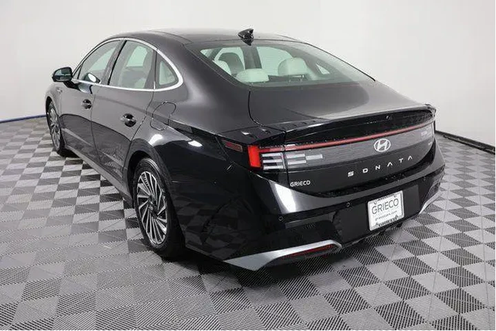 $29600 : Hyundai SONATA Hybrid 2024 L image 6