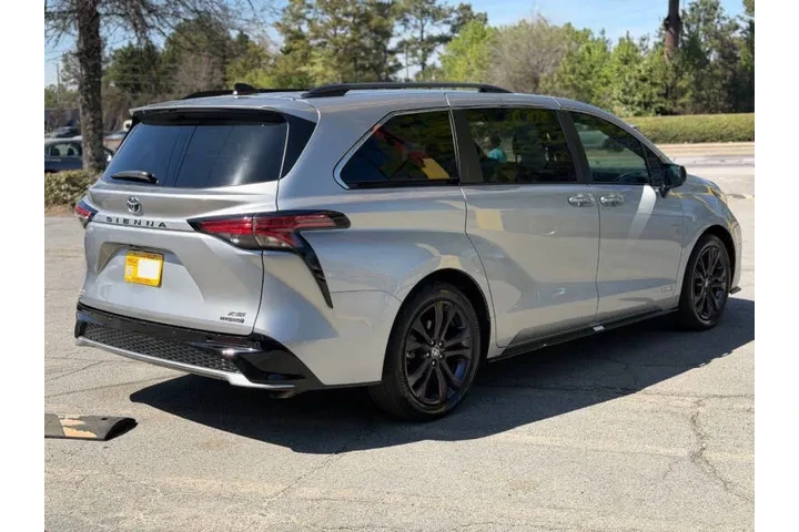 $24900 : 2021 Sienna XSE 7-Passenger image 10