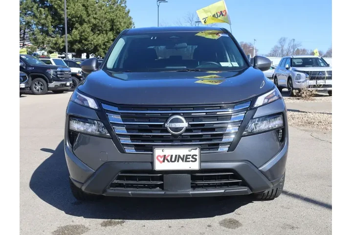 $23377 : Nissan Rogue 2025 AWD SV 4dr image 3