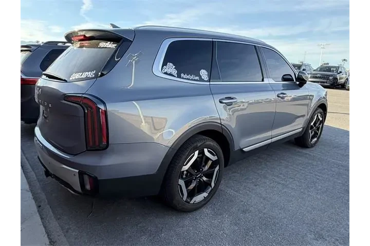 $36588 : Kia Telluride 2024 EX 4dr SU image 4