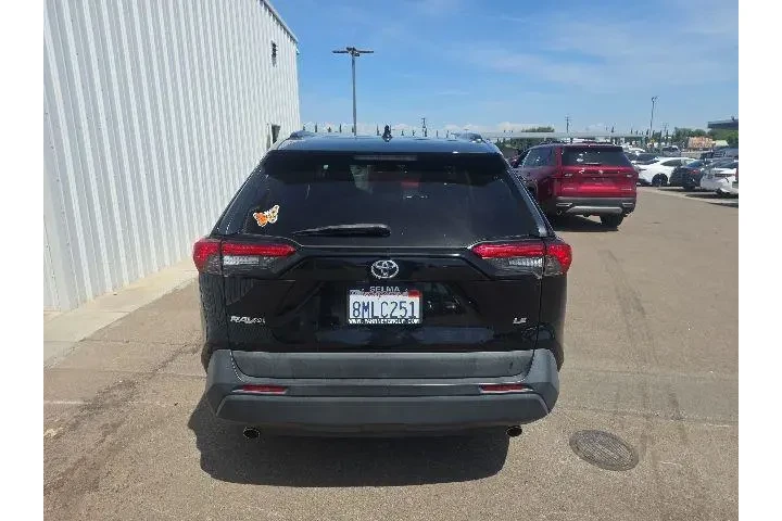 $20900 : Toyota RAV4 2019 LE 4dr SUV image 5
