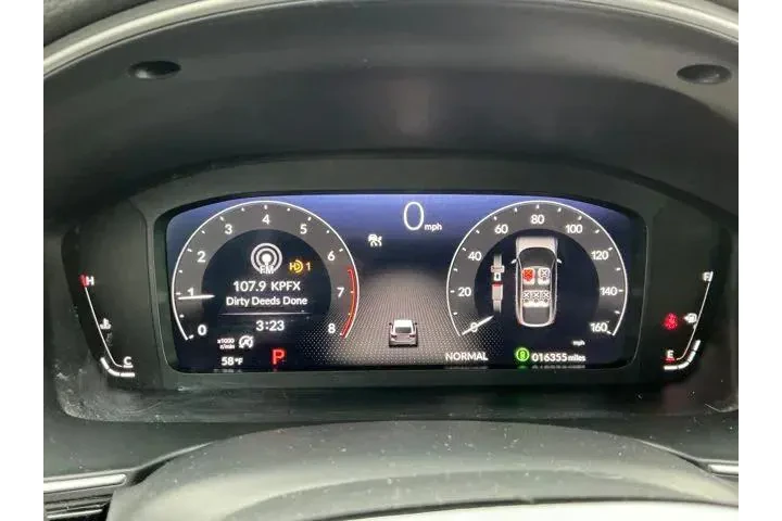 $27705 : Honda Civic 2023 Sport Touri image 2