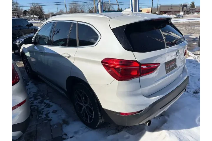 $15995 : 2018 X1 image 8