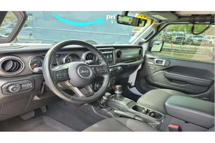 $35397 : Jeep Wrangler Unlimited 2022 image 8