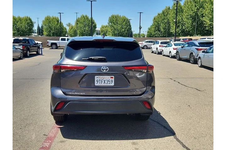 $25998 : Toyota Highlander 2021 AWD L image 6