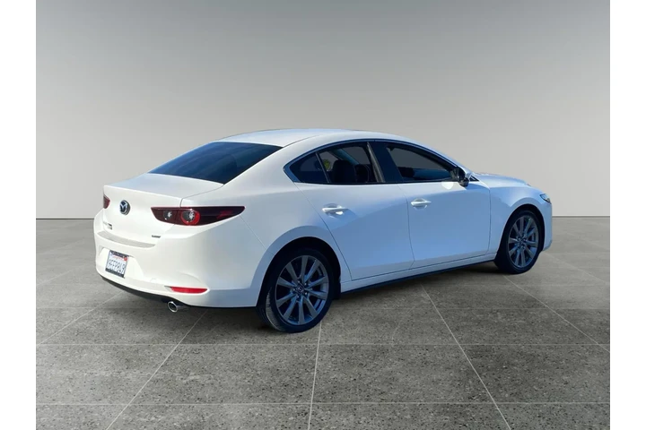 $28696 : Mazda Mazda3 Sedan 2022 image 5