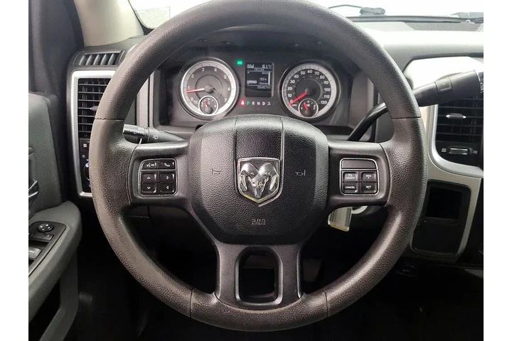 $27998 : Ram 3500 2016 4x2 SLT 4dr Cr image 10