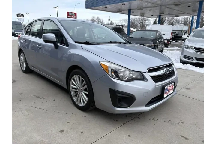 $14990 : 2014 Impreza 2.0i Premium image 5