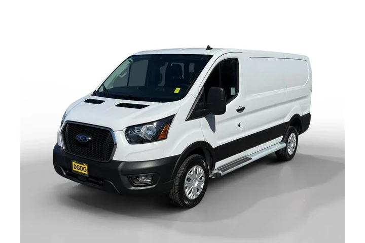 $31321 : Ford Transit 2024 250 3dr SW image 1