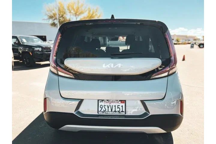 $20997 : Kia Soul 2025 LX 4dr Crossov image 6