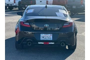 $30250 : Toyota GR86 2024 2dr Coupe 6 thumbnail