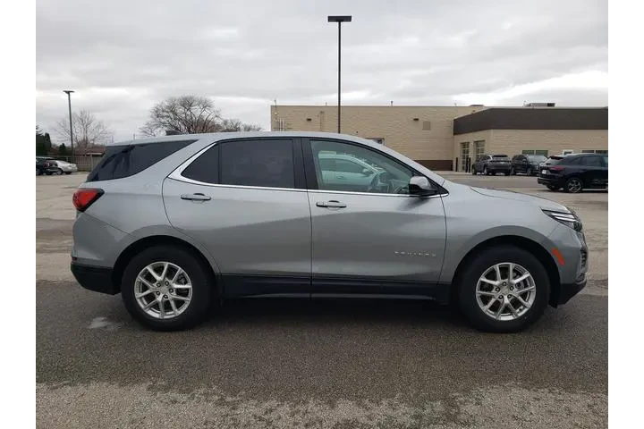 $18960 : Chevrolet Equinox 2023 4x4 L image 7