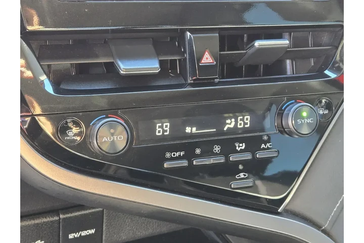 $23991 : Toyota Camry 2022 SE 4dr Sed image 9