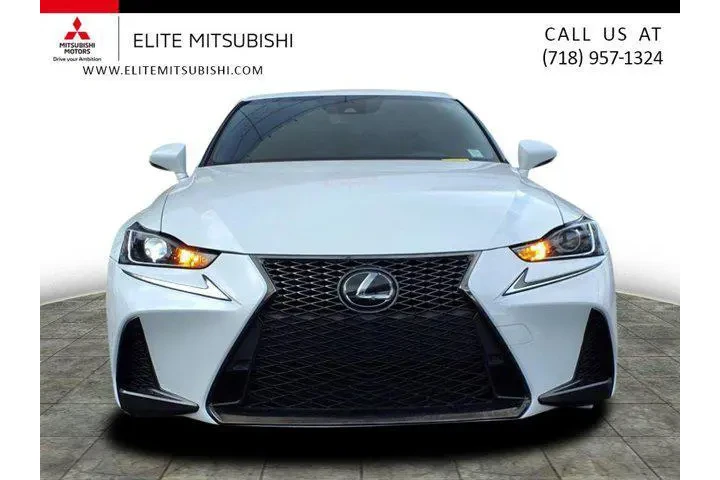$25999 : Lexus IS 300 2019 4dr Sedan image 2