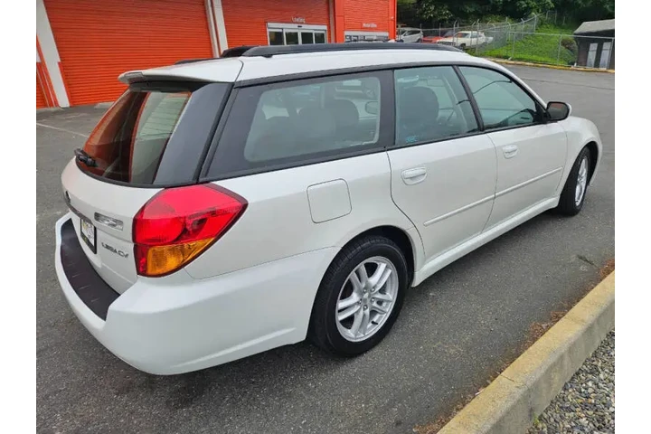$7999 : 2005 Legacy 2.5i image 6