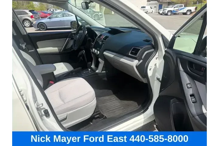$13995 : Subaru Forester 2016 AWD 2.5 image 10