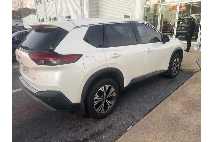 $15991 : Nissan Rogue 2021 SV 4dr Cro image 3