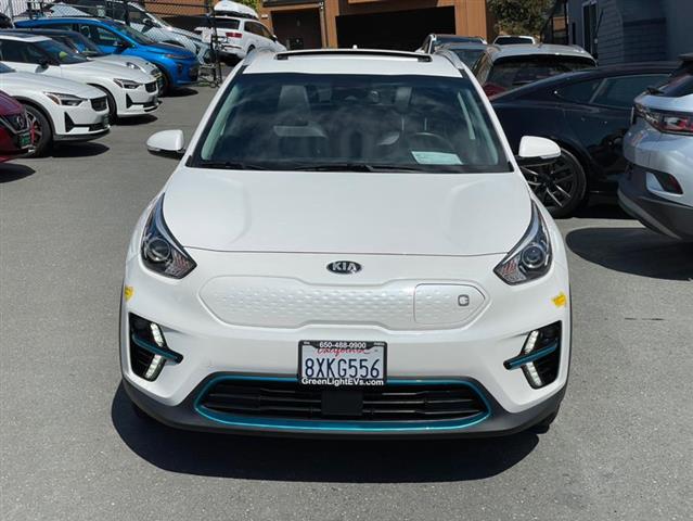 $23500 : Used 2021 Niro EV EX Premium image 3