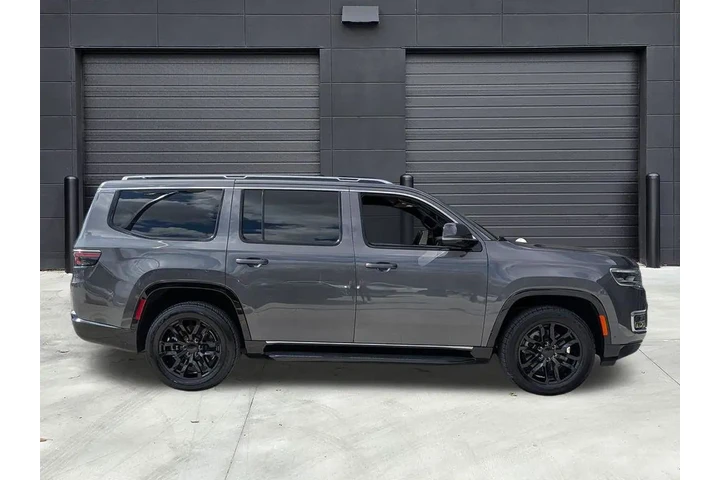 $34490 : Jeep Wagoneer 2022 4x4 Serie image 7