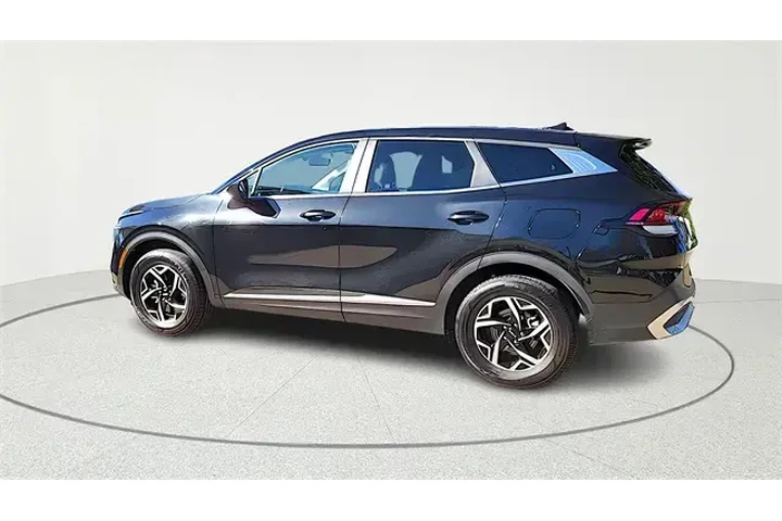 $21704 : Kia Sportage 2024 AWD LX 4dr image 5