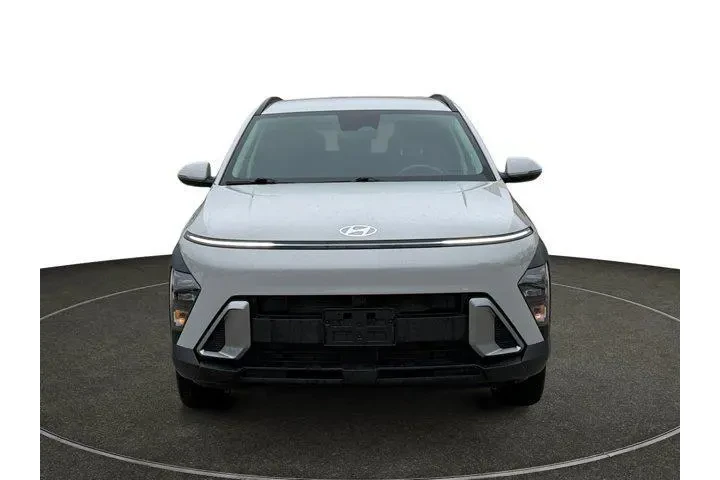 $26175 : Hyundai KONA 2025 AWD SEL 4d image 8