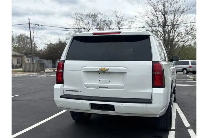 $11999 : 2015 Suburban LT image 8