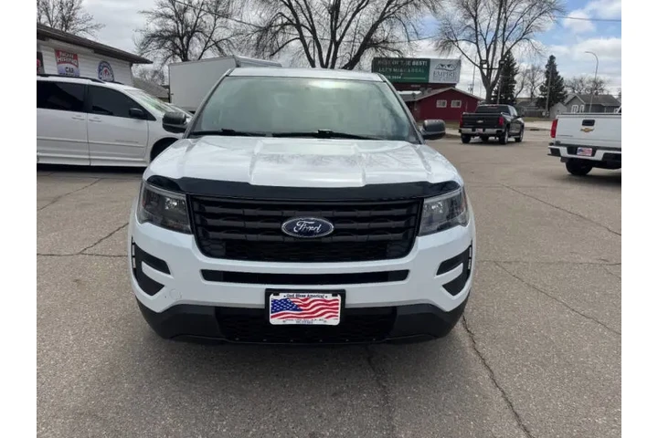 $11990 : 2019 Explorer Police Intercep image 4
