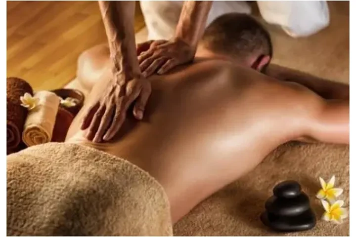 (818)527-3399 VAN NUYS🤎 image 1