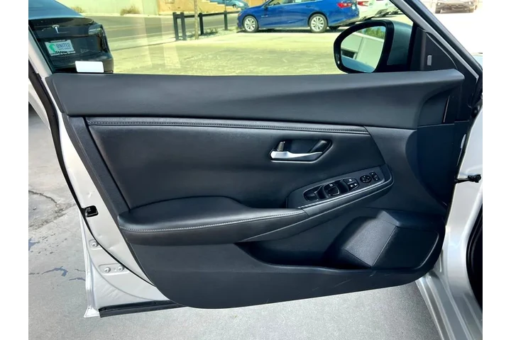 $17500 : 2021 Sentra SV image 10